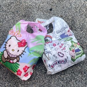 Hello Kitty Totes! Hawaii 🌴♥️ x 2
